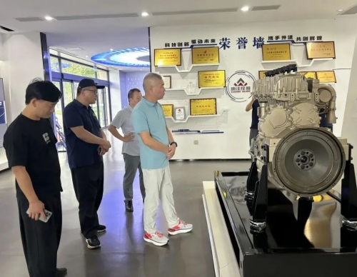 携手话发展，合力促共赢|万洋集团总经理一行到访康沃控股参观考察！